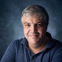 Read more about the article Carlos Hernandez